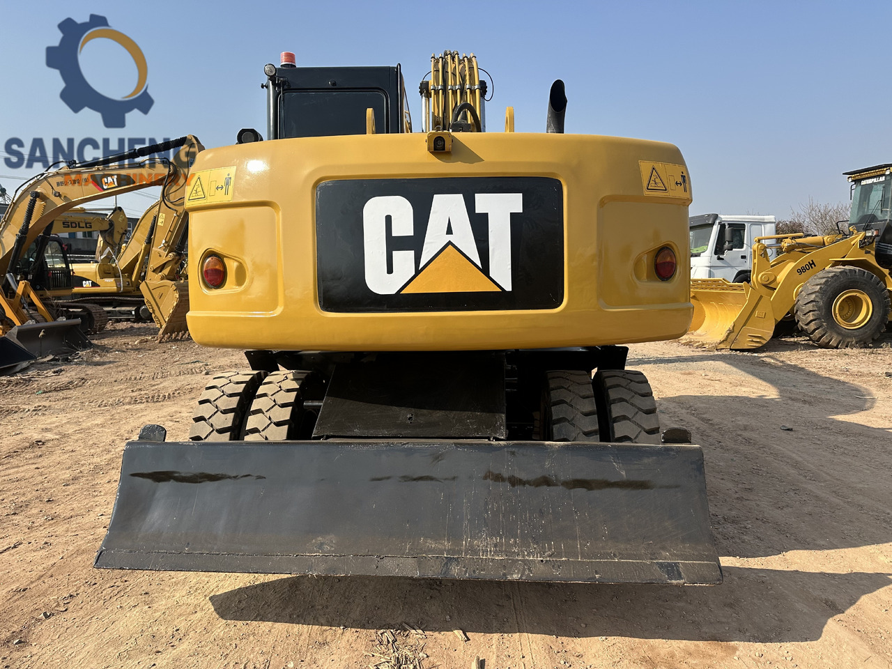CATERPILLAR M320D2 - Riteņu ekskavators: foto 3 CATERPILLAR M320D2 - Riteņu ekskavators: foto 3