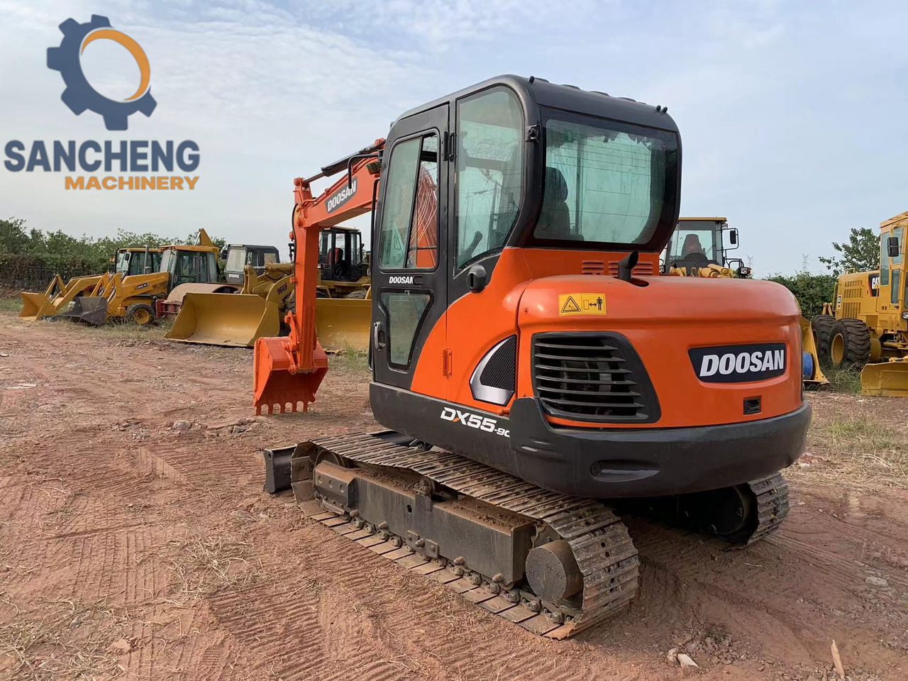 DOOSAN DX55 - Ekskavators: foto 2 DOOSAN DX55 - Ekskavators: foto 2