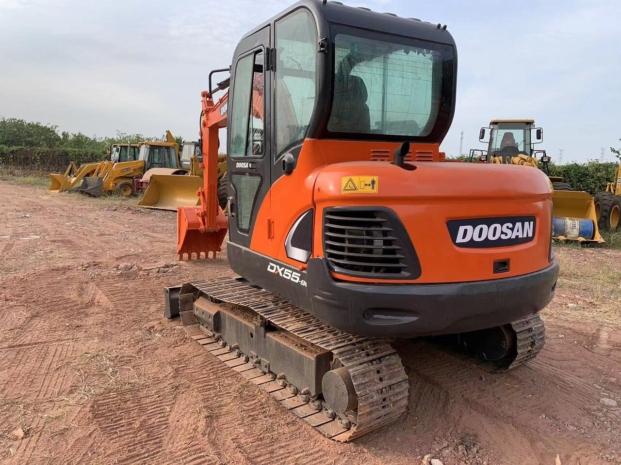 DOOSAN DX55 - Ekskavators: foto 5 DOOSAN DX55 - Ekskavators: foto 5