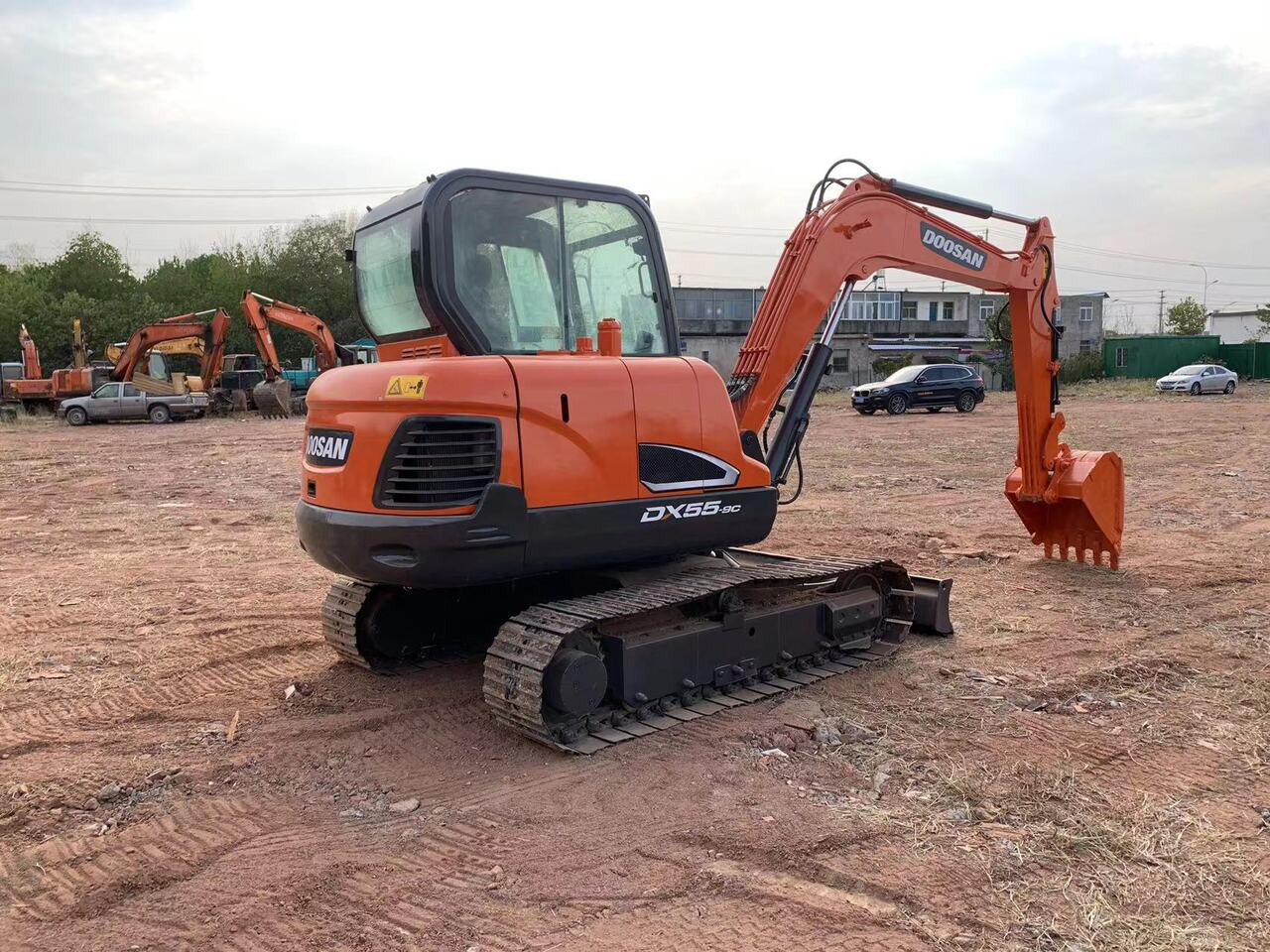 Ekskavators DOOSAN DX55: foto 6