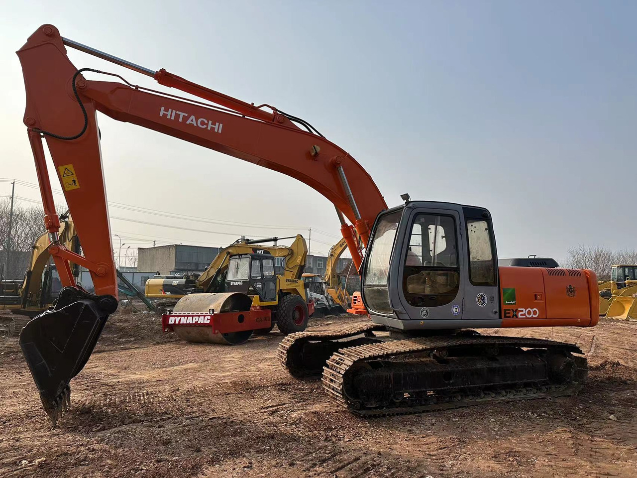 Kāpurķēžu ekskavators HITACHI EX200: foto 8
