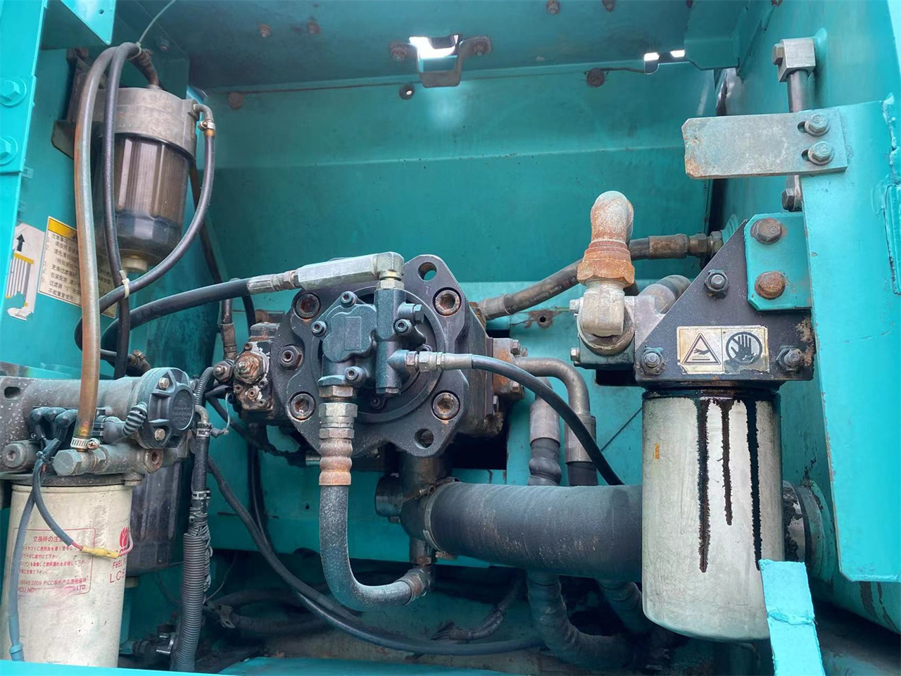 KOBELCO SK210LC-8 līzingu KOBELCO SK210LC-8: foto 6