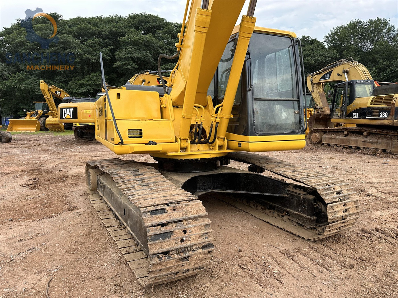 KOMATSU PC200-6 - Kāpurķēžu ekskavators: foto 5 KOMATSU PC200-6 - Kāpurķēžu ekskavators: foto 5