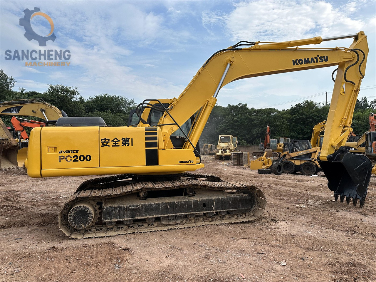 KOMATSU PC200-6 - Kāpurķēžu ekskavators: foto 2 KOMATSU PC200-6 - Kāpurķēžu ekskavators: foto 2