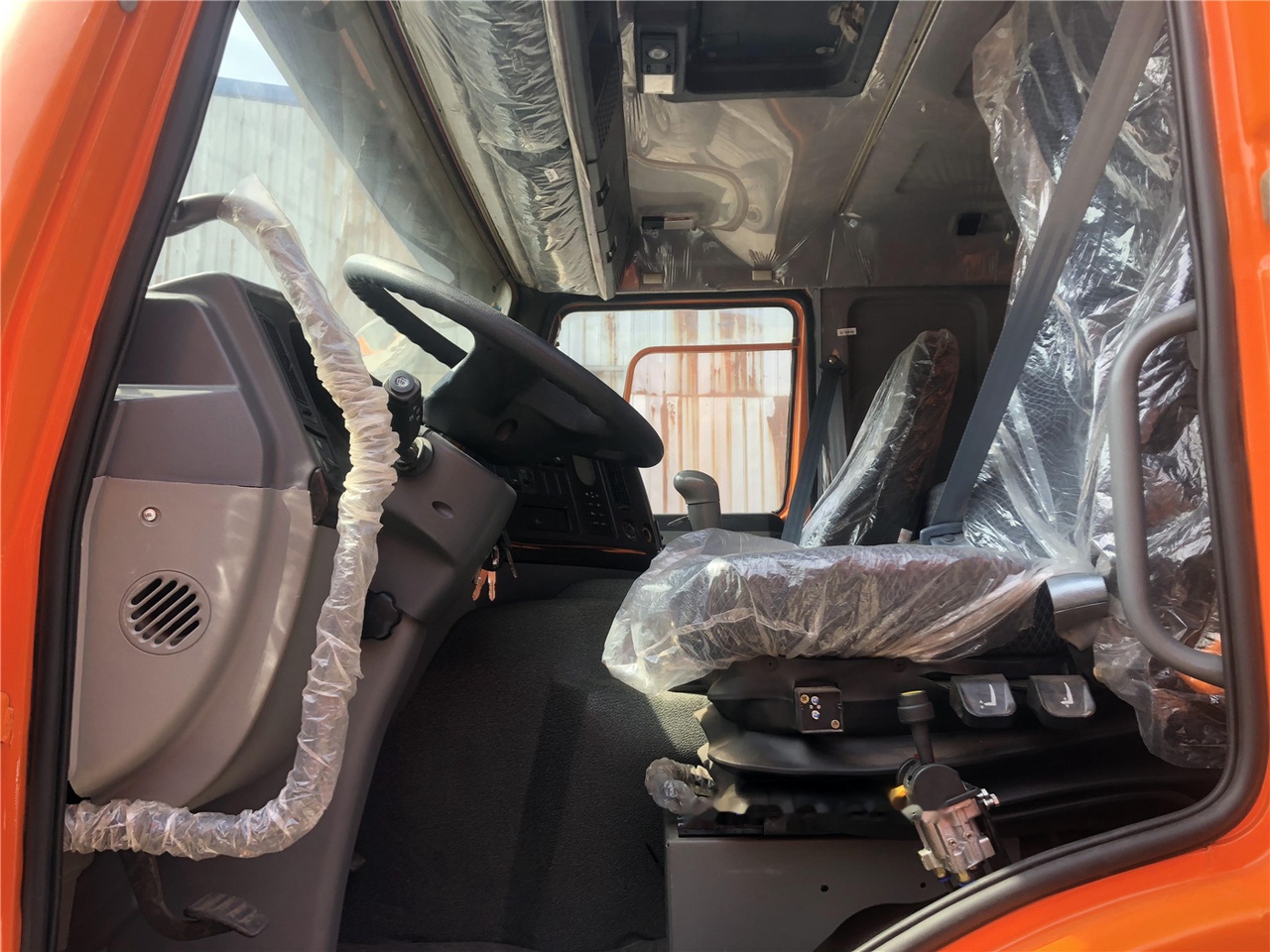 SINOTRUK HOWO 371 Dump truck līzingu SINOTRUK HOWO 371 Dump truck: foto 8