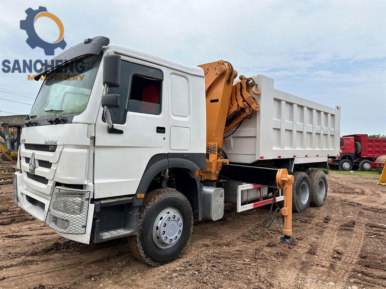 SINOTRUK Howo 371 6x4 crane truck - Kravas auto ar manipulatoru: foto 1 SINOTRUK Howo 371 6x4 crane truck - Kravas auto ar manipulatoru: foto 1