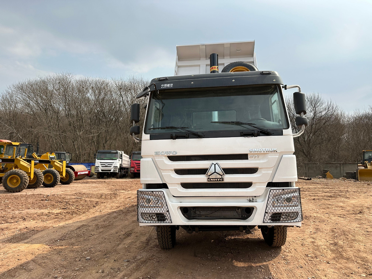 Kravas automašīna pašizgāzējs pārvadāšana smagās tehnikas SINOTRUK Howo Dump truck 371: foto 8