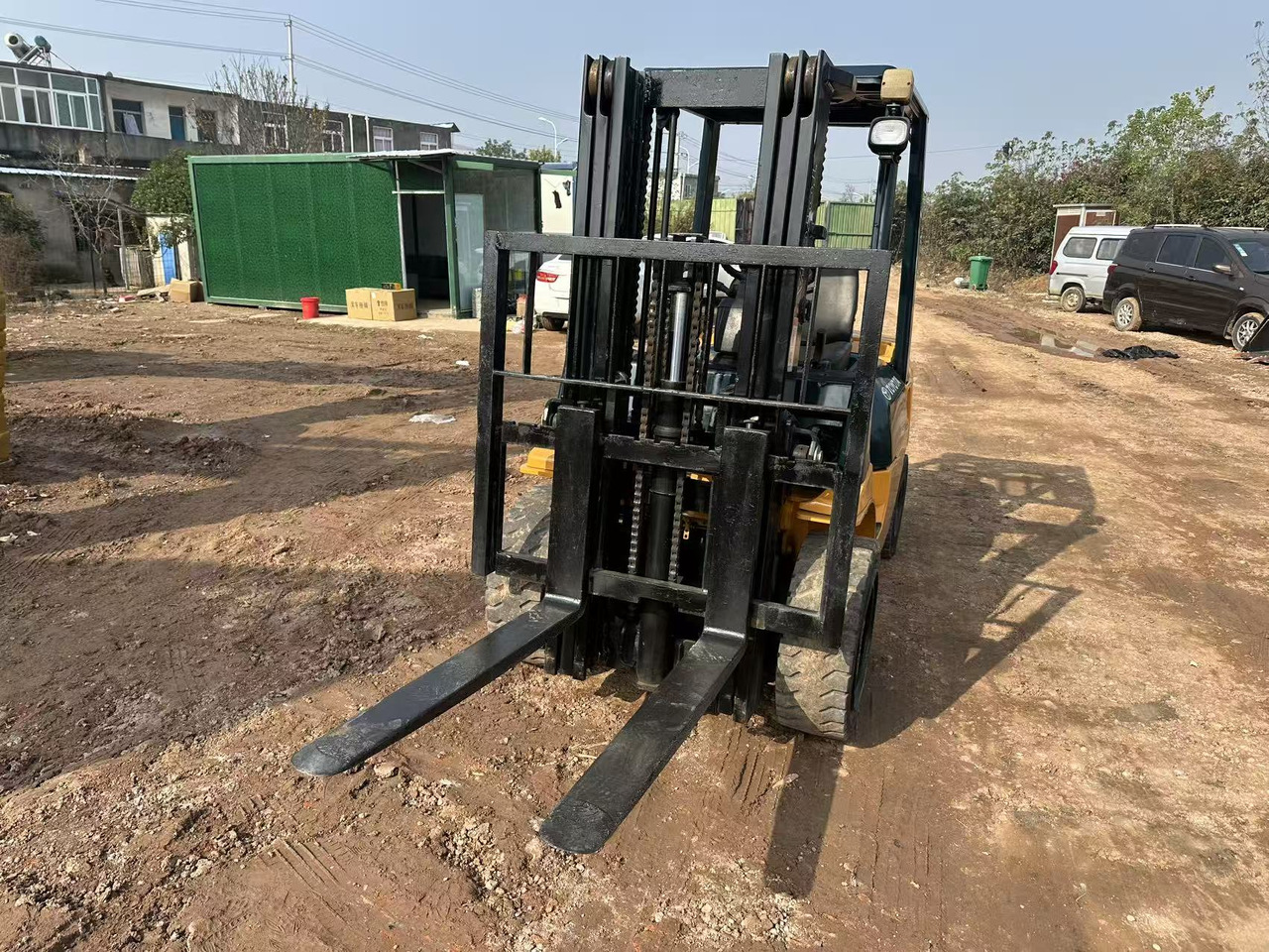 Toyota 30 - Dīzeļiekrāvējs: foto 3 Toyota 30 - Dīzeļiekrāvējs: foto 3