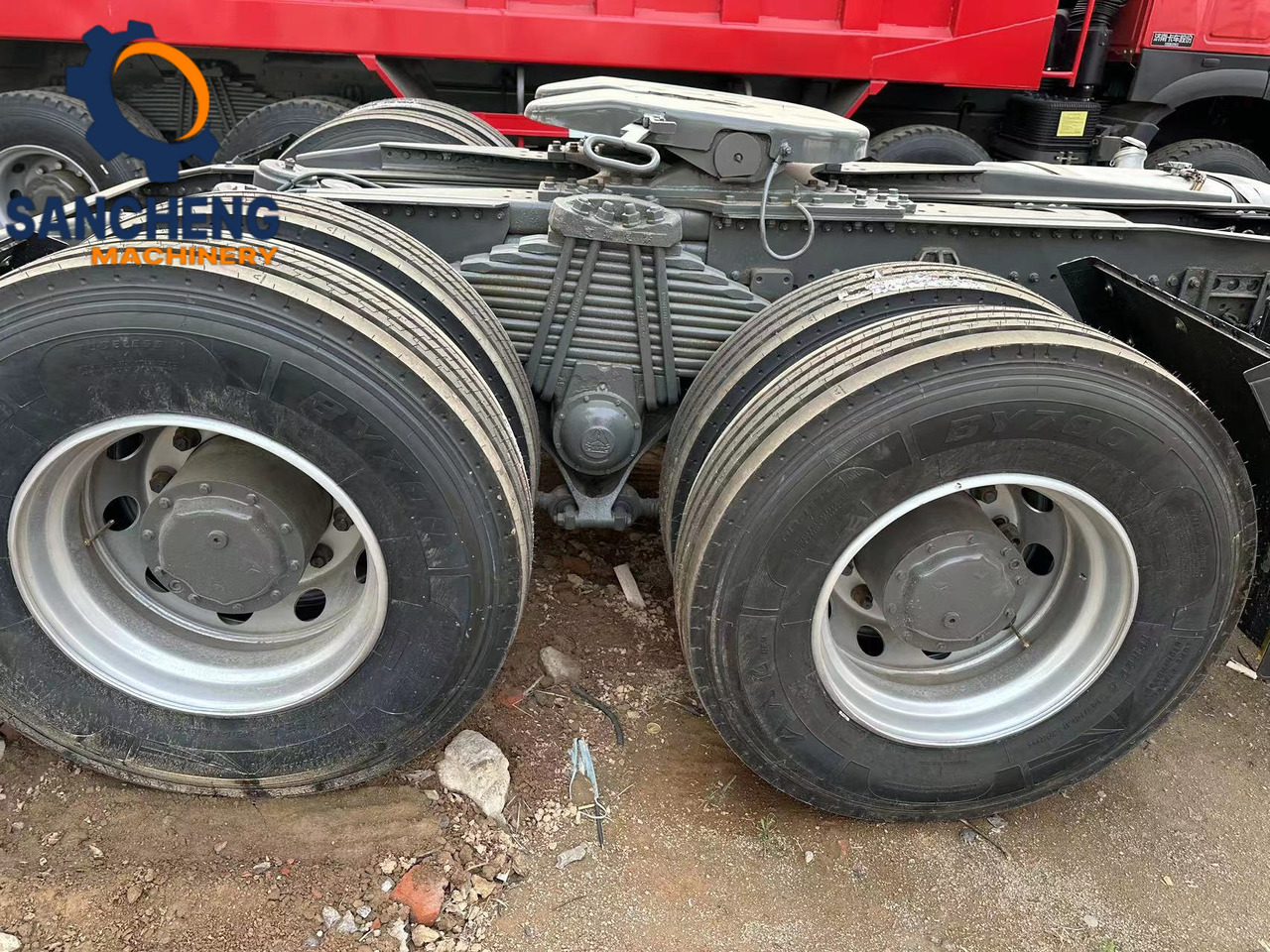 Vilcējs HOWO 380hp: foto 11 Vilcējs HOWO 380hp: foto 11