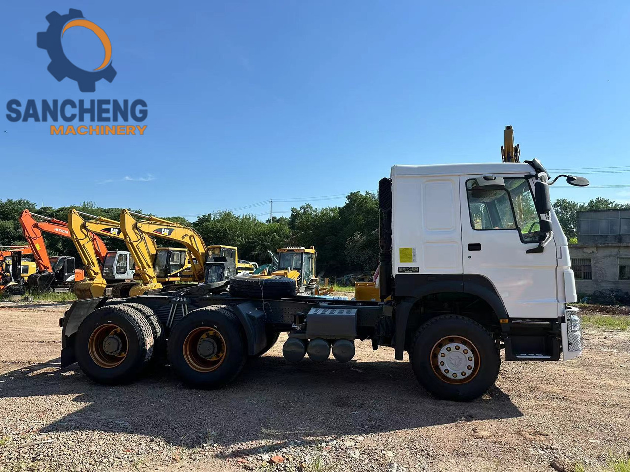 SINOTRUK HOWO Truck Head 371hp 6x4 - Vilcējs: foto 1 SINOTRUK HOWO Truck Head 371hp 6x4 - Vilcējs: foto 1