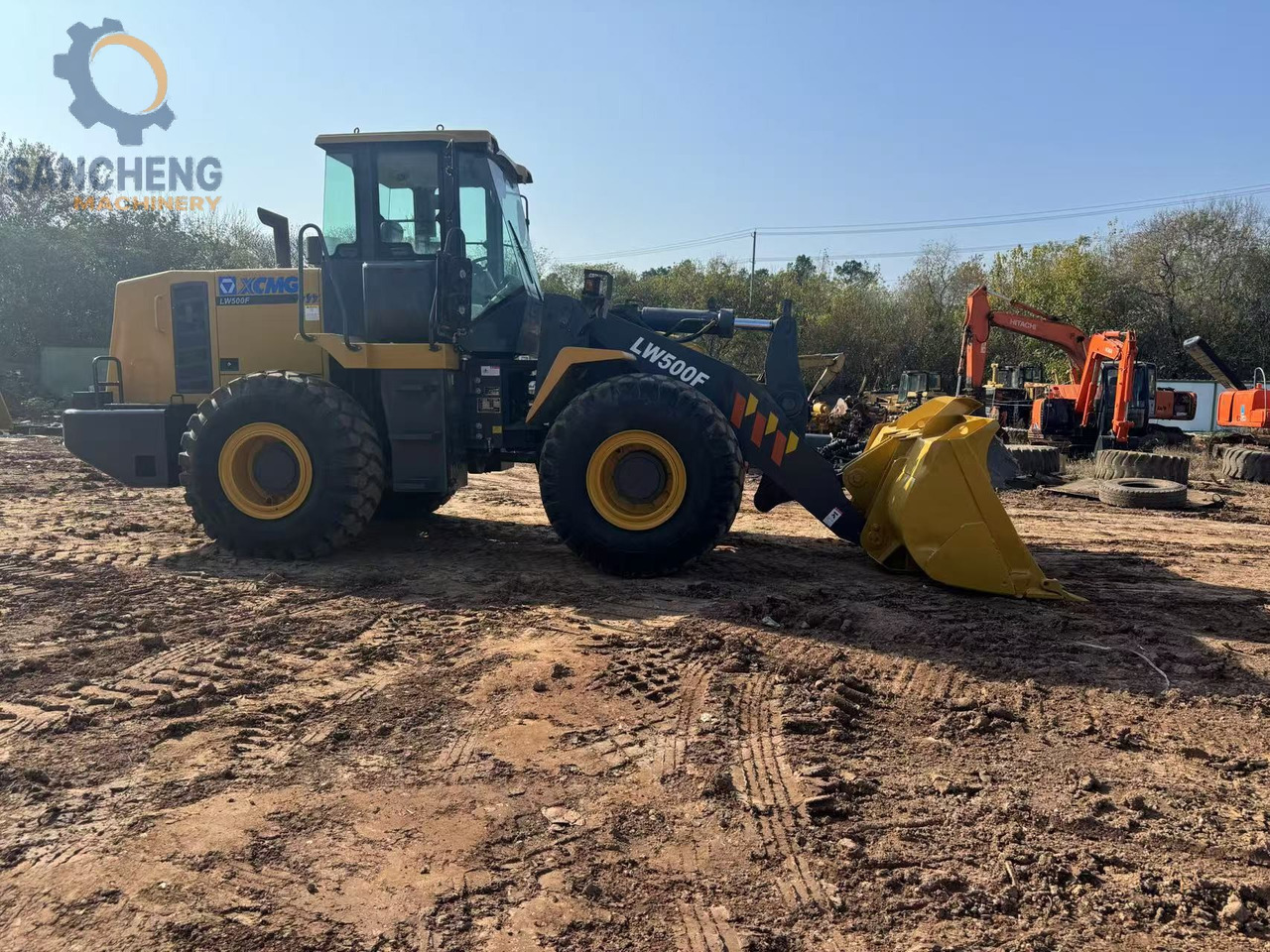 XCMG LW500F - Riteņu iekrāvējs: foto 3 XCMG LW500F - Riteņu iekrāvējs: foto 3