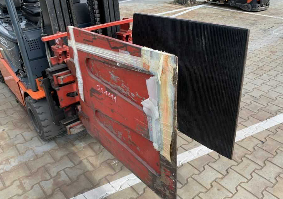 Bolzoni KS08CF5A, Kartonklammer - Satvērējs - Iekraušanas tehnika: foto 2 Bolzoni KS08CF5A, Kartonklammer - Satvērējs - Iekraušanas tehnika: foto 2