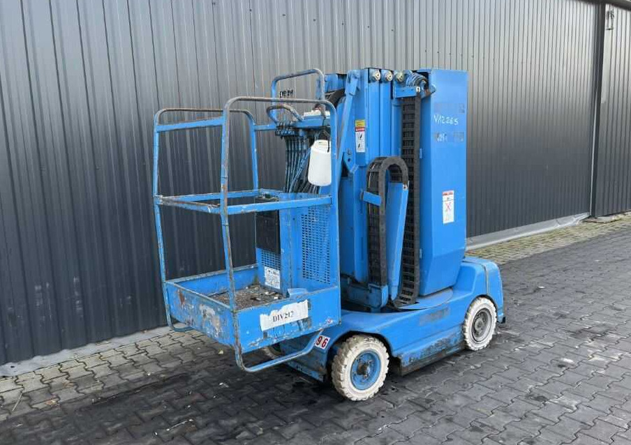 Grove Toucan860 - Torņa pacēlājs: foto 1 Grove Toucan860 - Torņa pacēlājs: foto 1