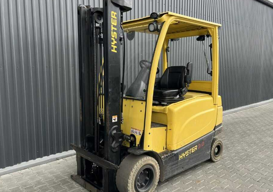 Hyster J3.0XN - Elektroiekrāvējs: foto 1 Hyster J3.0XN - Elektroiekrāvējs: foto 1