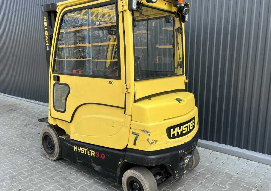 Hyster J3.0XN - Elektroiekrāvējs: foto 3 Hyster J3.0XN - Elektroiekrāvējs: foto 3