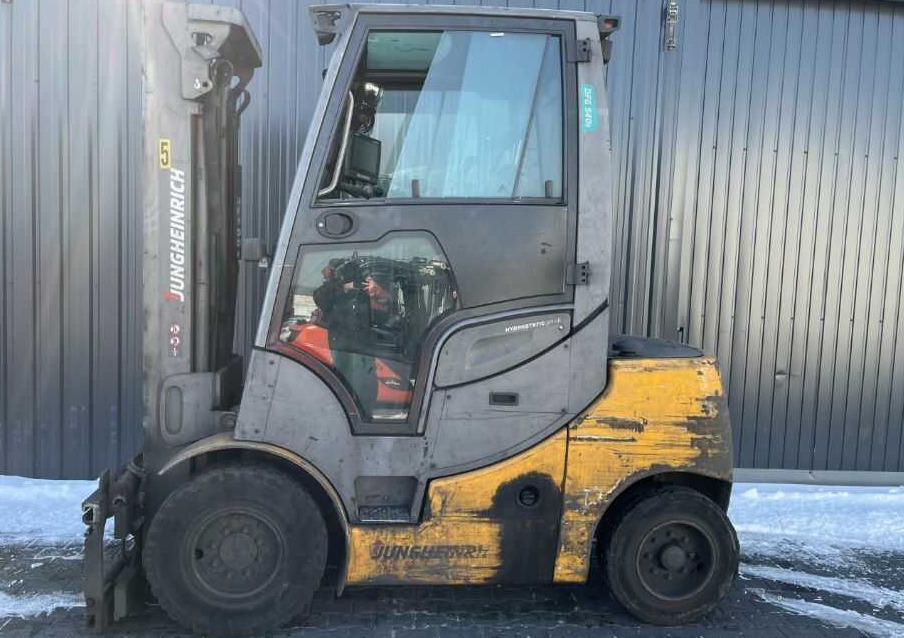 Jungheinrich DFG540s - Dīzeļiekrāvējs: foto 1 Jungheinrich DFG540s - Dīzeļiekrāvējs: foto 1