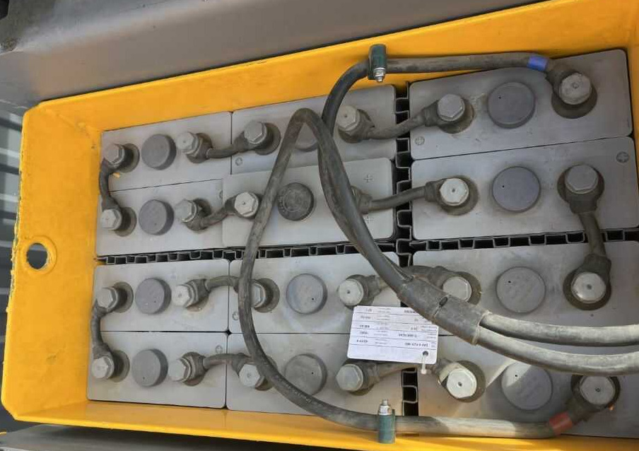 Jungheinrich EKS110 - Komplektētājs: foto 5 Jungheinrich EKS110 - Komplektētājs: foto 5