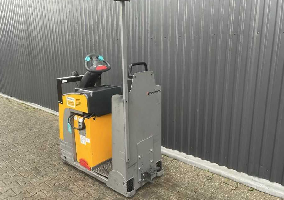 Jungheinrich EZS130 - Noliktavas vilcējs: foto 3 Jungheinrich EZS130 - Noliktavas vilcējs: foto 3