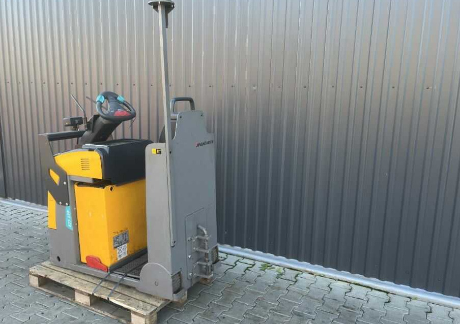 Jungheinrich EZS130 - Noliktavas vilcējs: foto 3 Jungheinrich EZS130 - Noliktavas vilcējs: foto 3