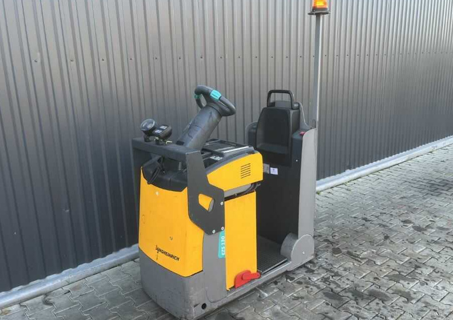 Jungheinrich EZS130 - Noliktavas vilcējs: foto 1 Jungheinrich EZS130 - Noliktavas vilcējs: foto 1