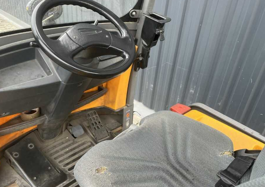 Noliktavas vilcējs Jungheinrich EZS570: foto 8 Noliktavas vilcējs Jungheinrich EZS570: foto 8