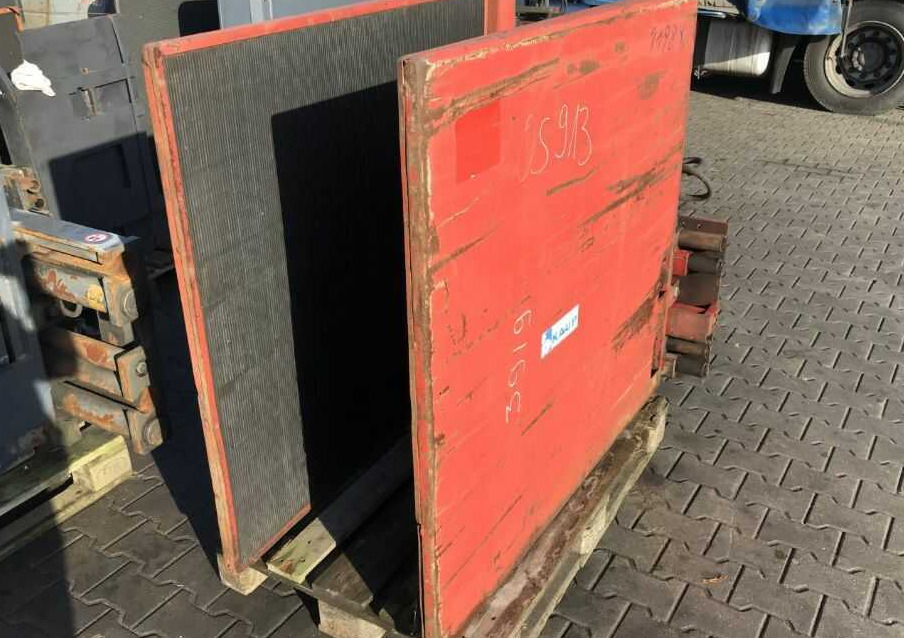 Kaup 1T213G, Kartonklammer - Satvērējs - Iekraušanas tehnika: foto 5 Kaup 1T213G, Kartonklammer - Satvērējs - Iekraušanas tehnika: foto 5