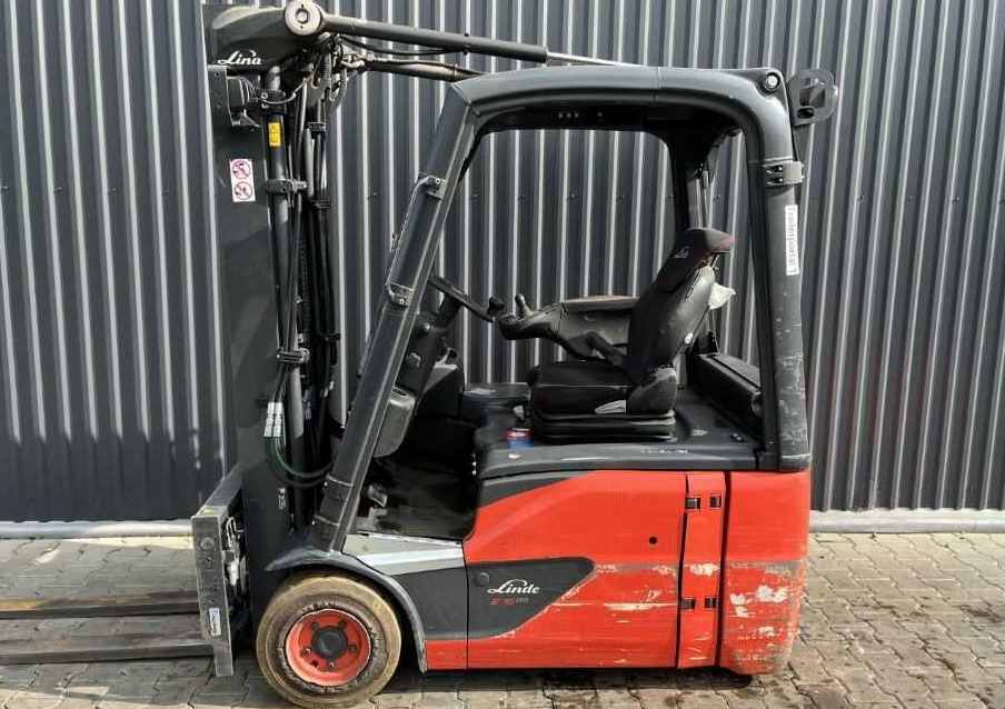 Linde E16-02 - Elektroiekrāvējs: foto 2 Linde E16-02 - Elektroiekrāvējs: foto 2