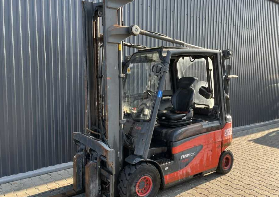 Linde E25-01 - Elektroiekrāvējs: foto 1 Linde E25-01 - Elektroiekrāvējs: foto 1