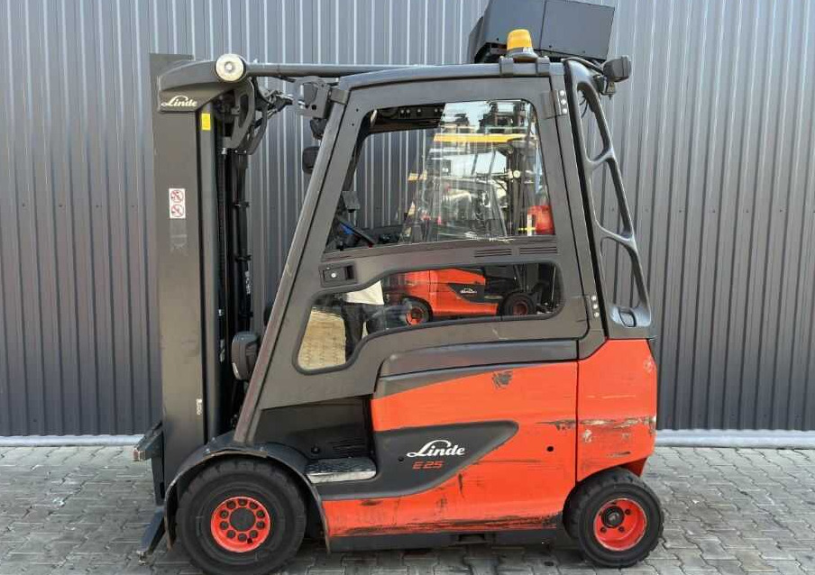 Linde E25H-01/600 - Elektroiekrāvējs: foto 2 Linde E25H-01/600 - Elektroiekrāvējs: foto 2