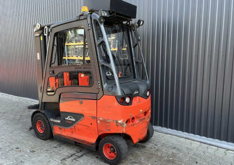 Linde E25H-01/600 - Elektroiekrāvējs: foto 3 Linde E25H-01/600 - Elektroiekrāvējs: foto 3
