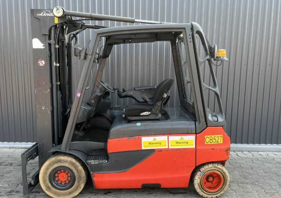 Linde E30L-01 - Elektroiekrāvējs: foto 2 Linde E30L-01 - Elektroiekrāvējs: foto 2