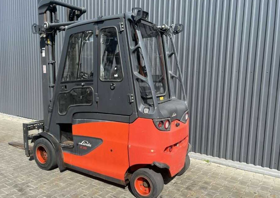 Linde E35H-01 - Elektroiekrāvējs: foto 3 Linde E35H-01 - Elektroiekrāvējs: foto 3