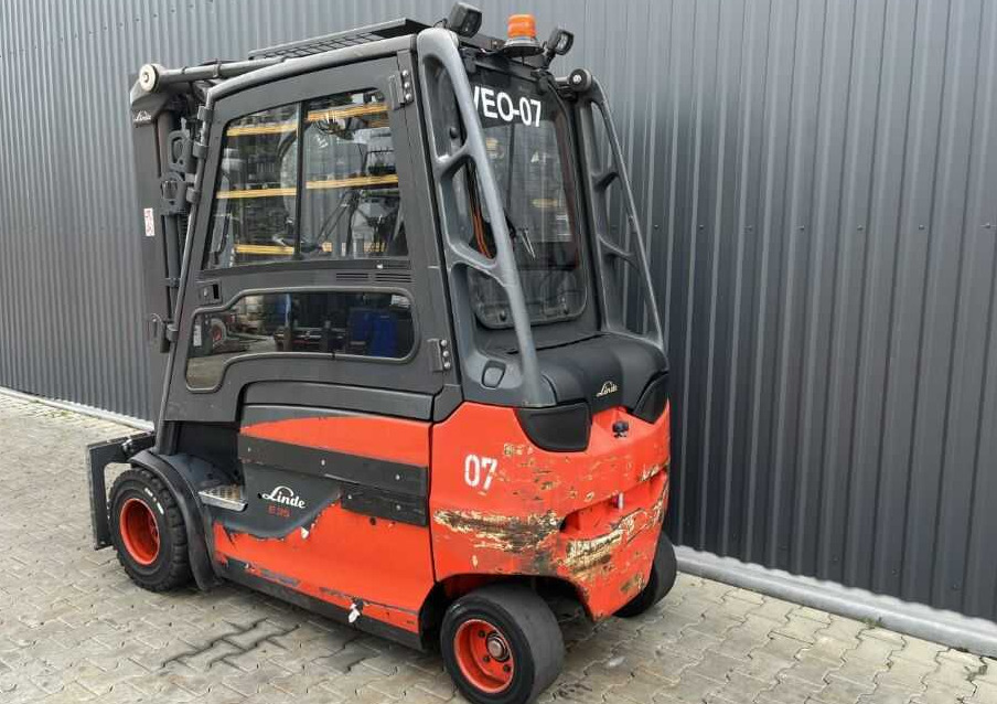 Linde E35HL-01 - Elektroiekrāvējs: foto 3 Linde E35HL-01 - Elektroiekrāvējs: foto 3