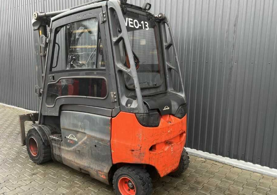 Linde E35HL-01 - Elektroiekrāvējs: foto 3 Linde E35HL-01 - Elektroiekrāvējs: foto 3