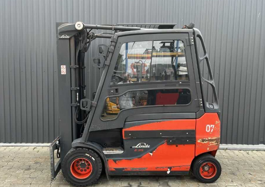 Linde E35HL-01 - Elektroiekrāvējs: foto 2 Linde E35HL-01 - Elektroiekrāvējs: foto 2