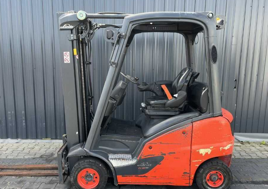 Linde H16D-01 - Dīzeļiekrāvējs: foto 2 Linde H16D-01 - Dīzeļiekrāvējs: foto 2