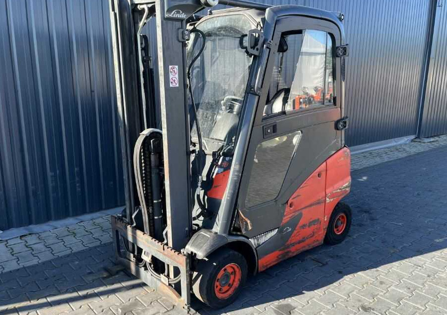 Linde H18T-01 - Gāzes iekrāvējs: foto 1 Linde H18T-01 - Gāzes iekrāvējs: foto 1