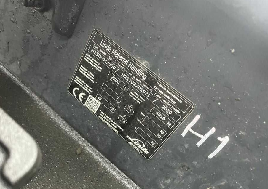 Linde H25D-01 - Dīzeļiekrāvējs: foto 4 Linde H25D-01 - Dīzeļiekrāvējs: foto 4