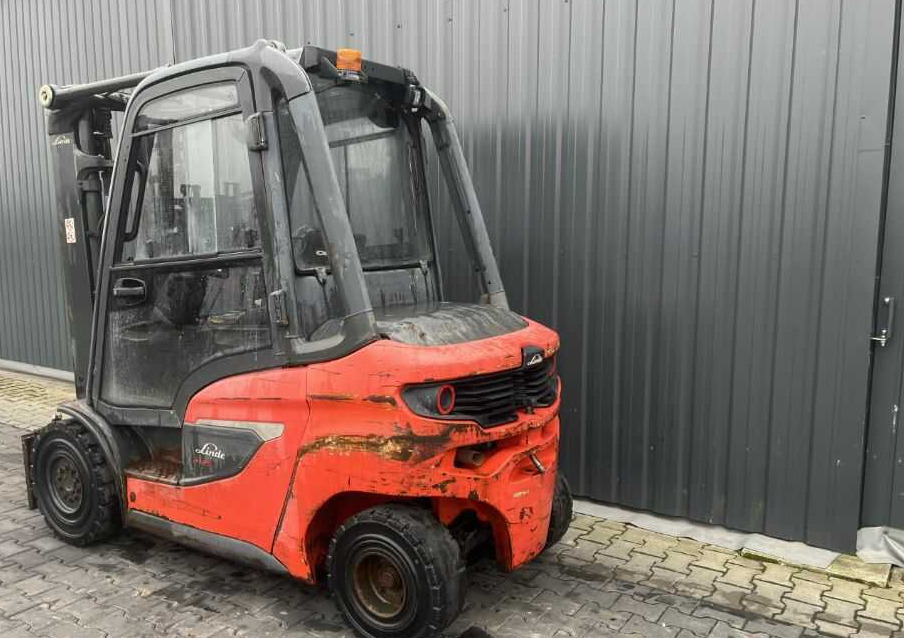 Linde H25D-01 - Dīzeļiekrāvējs: foto 3 Linde H25D-01 - Dīzeļiekrāvējs: foto 3