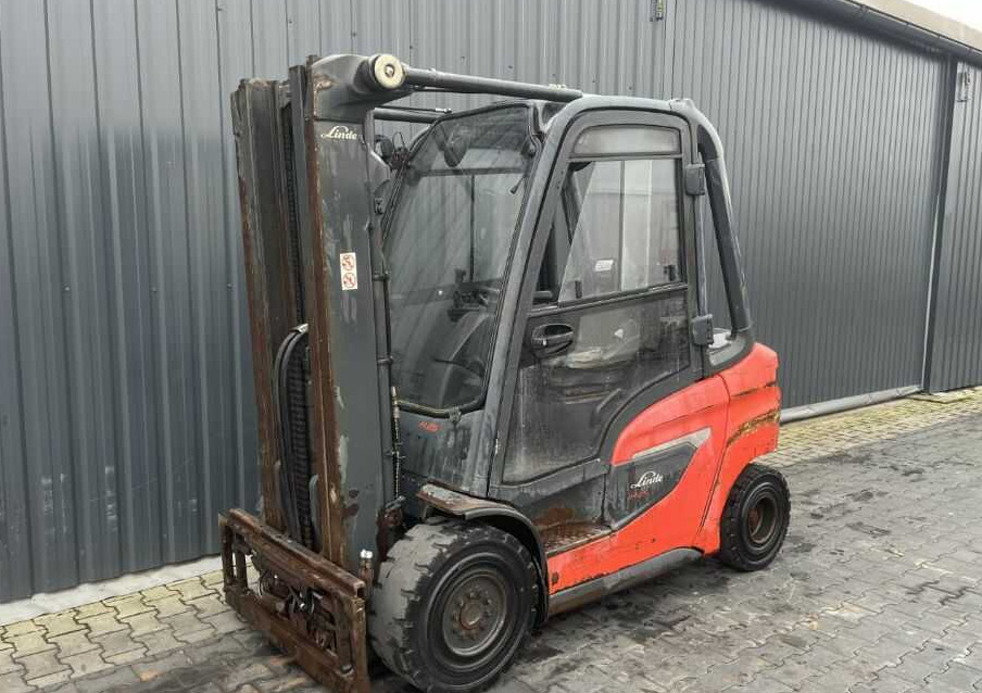 Linde H25D-01 - Dīzeļiekrāvējs: foto 1 Linde H25D-01 - Dīzeļiekrāvējs: foto 1