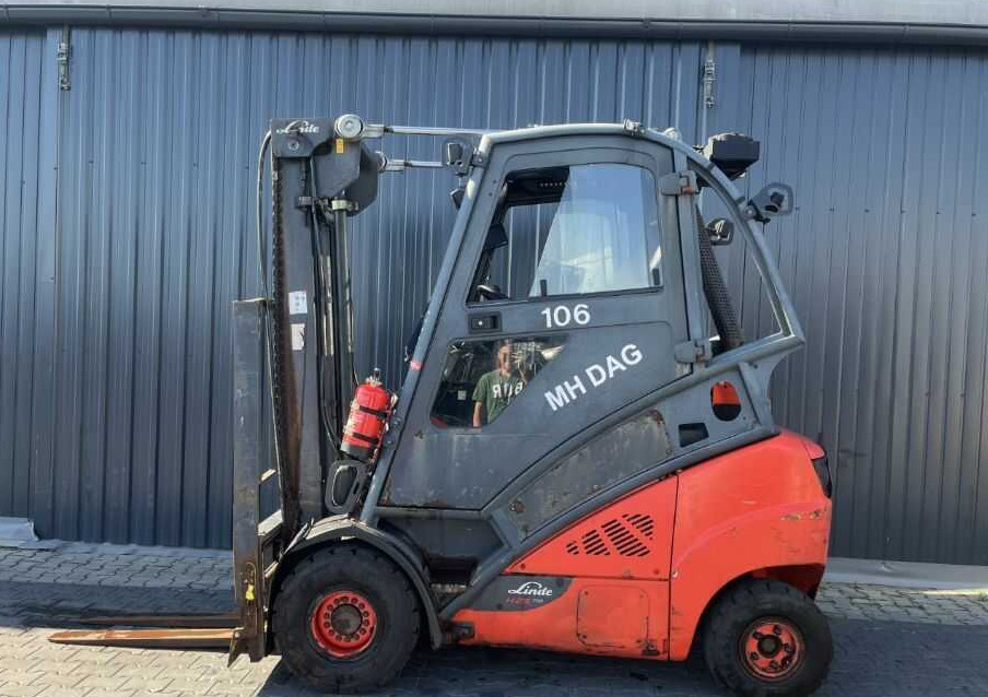 Linde H25D-02/600 - Dīzeļiekrāvējs: foto 2 Linde H25D-02/600 - Dīzeļiekrāvējs: foto 2