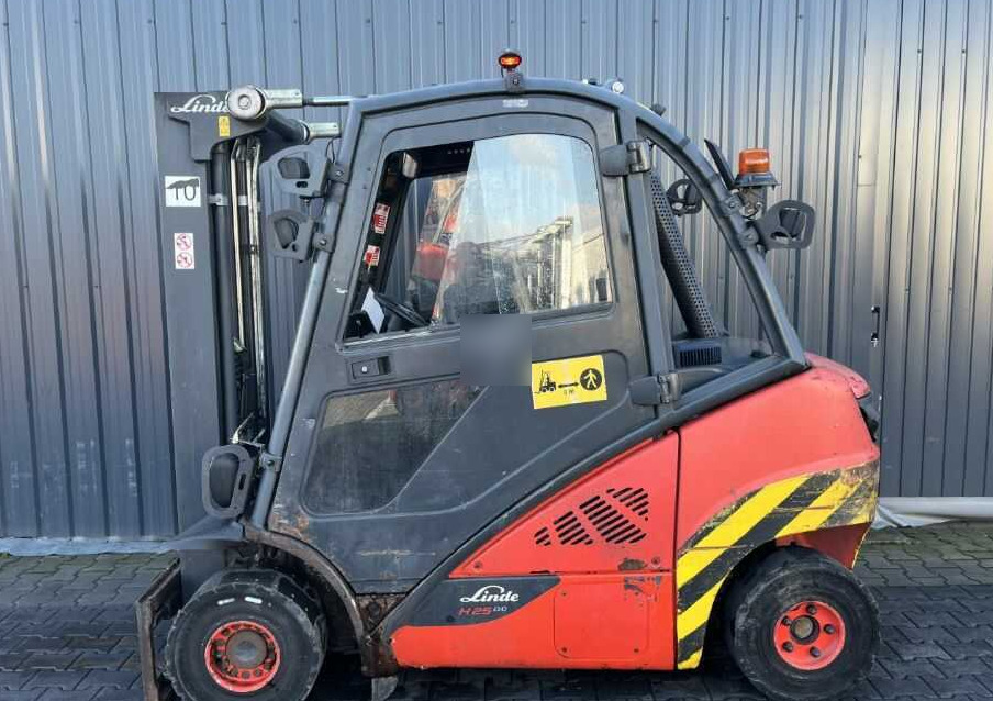 Linde H25D-02 - Dīzeļiekrāvējs: foto 2 Linde H25D-02 - Dīzeļiekrāvējs: foto 2