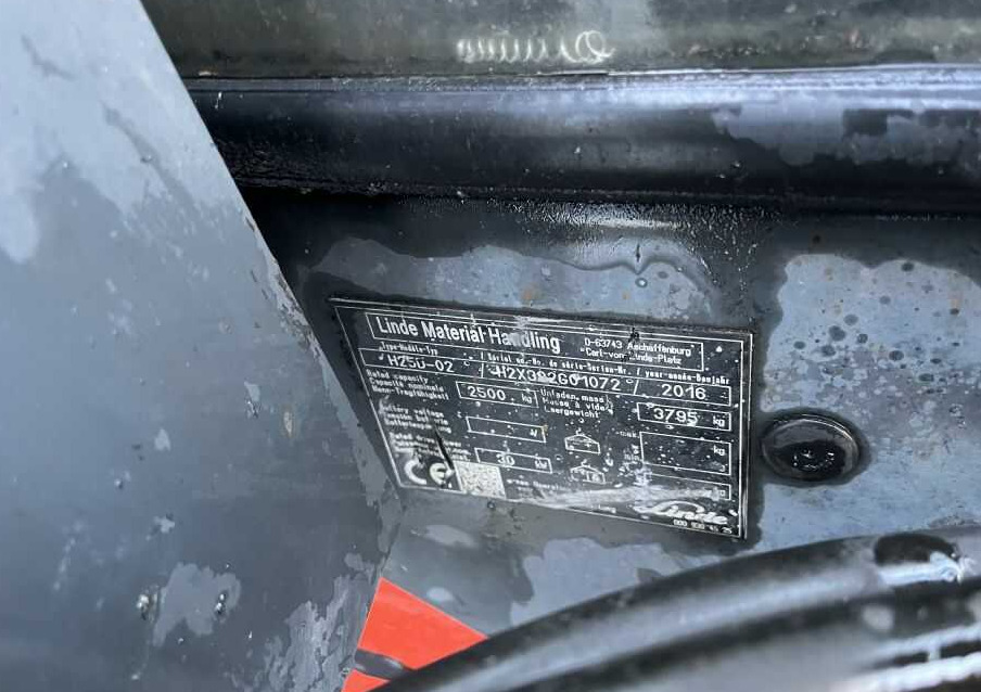 Linde H25D-02 - Dīzeļiekrāvējs: foto 5 Linde H25D-02 - Dīzeļiekrāvējs: foto 5