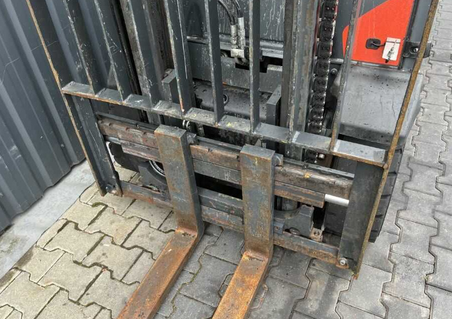 Gāzes iekrāvējs Linde H25T-02: foto 9