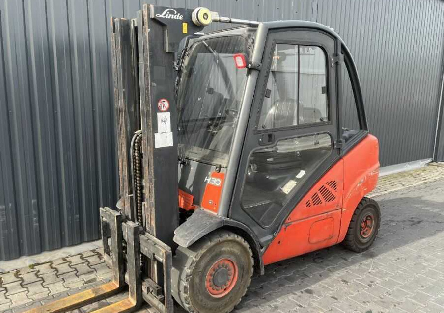Linde H30D - Dīzeļiekrāvējs: foto 1 Linde H30D - Dīzeļiekrāvējs: foto 1
