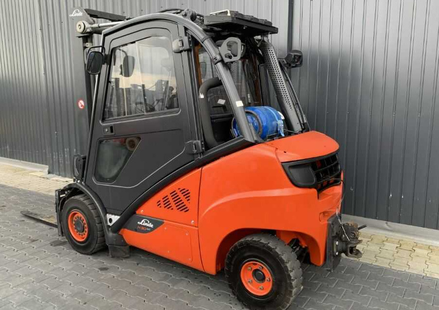 Linde H30T-02 - Gāzes iekrāvējs: foto 3 Linde H30T-02 - Gāzes iekrāvējs: foto 3