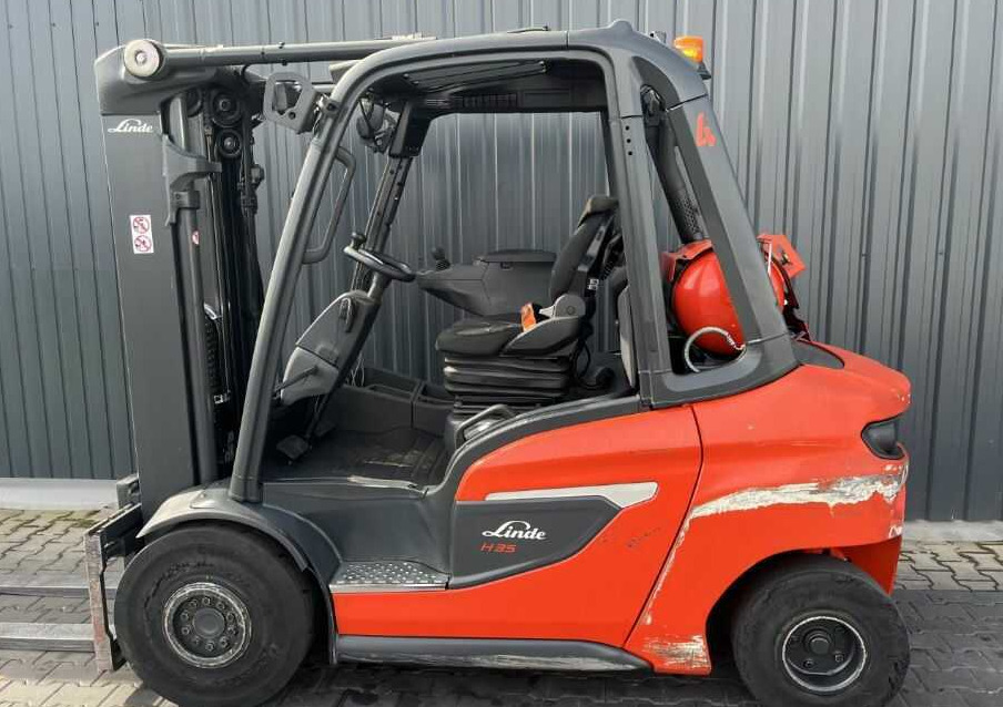 Linde H35T-01 - Gāzes iekrāvējs: foto 2 Linde H35T-01 - Gāzes iekrāvējs: foto 2