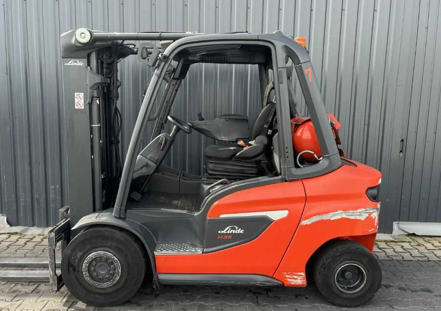 Linde H35T-01 - Gāzes iekrāvējs: foto 2 Linde H35T-01 - Gāzes iekrāvējs: foto 2