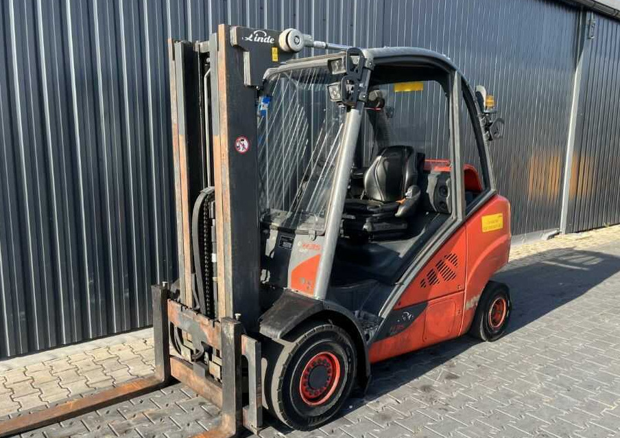 Linde H35T-02 - Gāzes iekrāvējs: foto 1 Linde H35T-02 - Gāzes iekrāvējs: foto 1