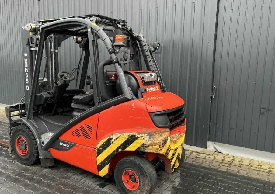 Linde H35T-02 - Gāzes iekrāvējs: foto 3 Linde H35T-02 - Gāzes iekrāvējs: foto 3